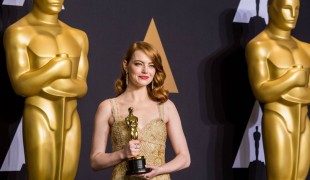 Emma Stone tornerà a brillare in The Favourite, al fianco di un'altra grande attrice
