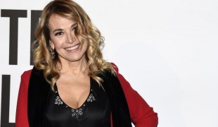 Grande Fratello Nip 2019, Mediaset rimanda il reality: Barbara D'Urso torna in Fattoria