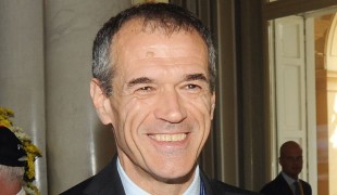 Carlo Cottarelli, il nuovo premier. Ecco chi è Mr. Forbici