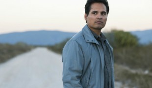 Narcos 4: Messico, Michael Peña presenta l'agente Kiki Camarena: ecco il video