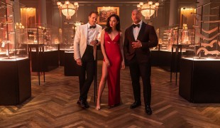 Red Notice, Netflix rivela l'uscita del film con Dwayne Johnson, Gal Gadot e Ryan Reynolds