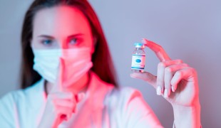 Report, bufera per il servizio su vaccini e Big Pharma: la dura replica di Sigfrido Ranucci