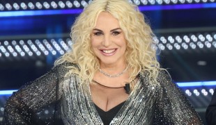 Jukebox - La notte delle hit, Antonella Clerici prende il posto di Amadeus