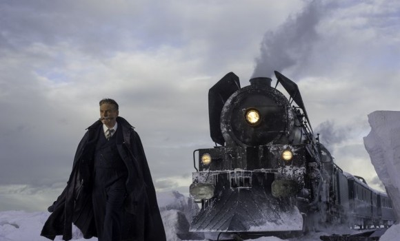Assassinio sull'Orient Express: Hercule Poirot non ha perso né il suo fascino né il suo acume