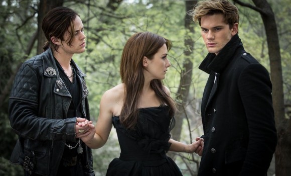 Film come Fallen, Il fantasy sentimentale che molti paragonano a Twilight