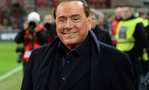 Addio a Berlusconi: da Signorini a Scotti, il cordoglio della tv corre sui social