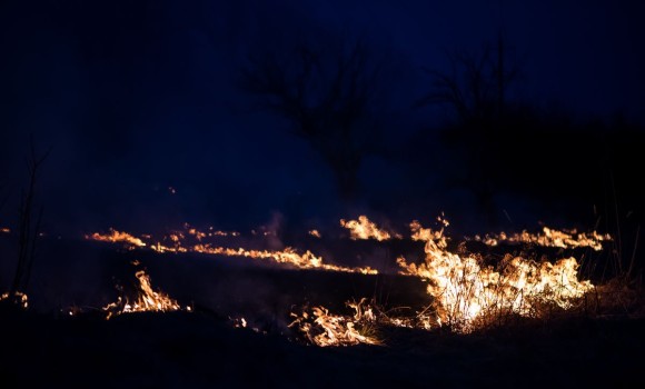 Stromboli, un incendio scoppia sull'isola mentre si gira la fiction Protezione civile