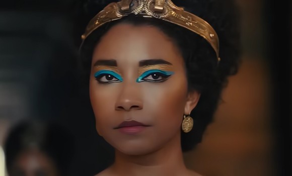 Cleopatra nera nella serie Netflix di Jada Pinkett Smith: è polemica sull'afro-centrismo