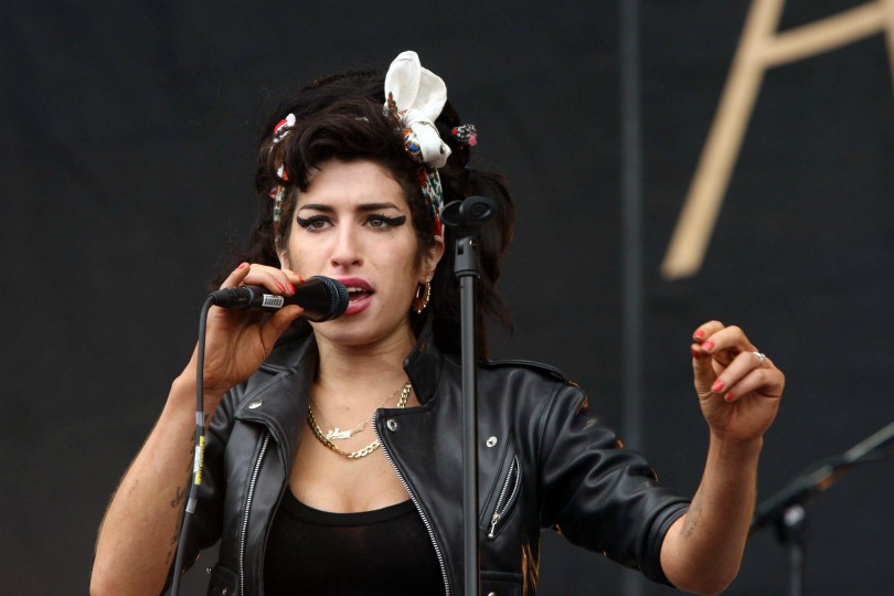 Un primo piano di Amy Winehouse