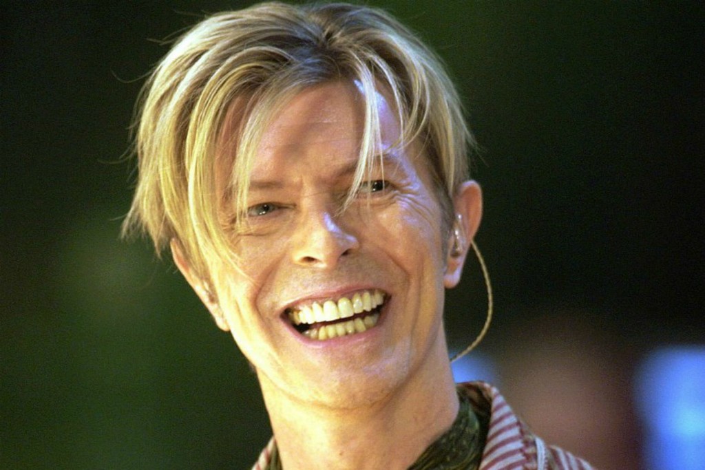 Un primo piano di David Bowie