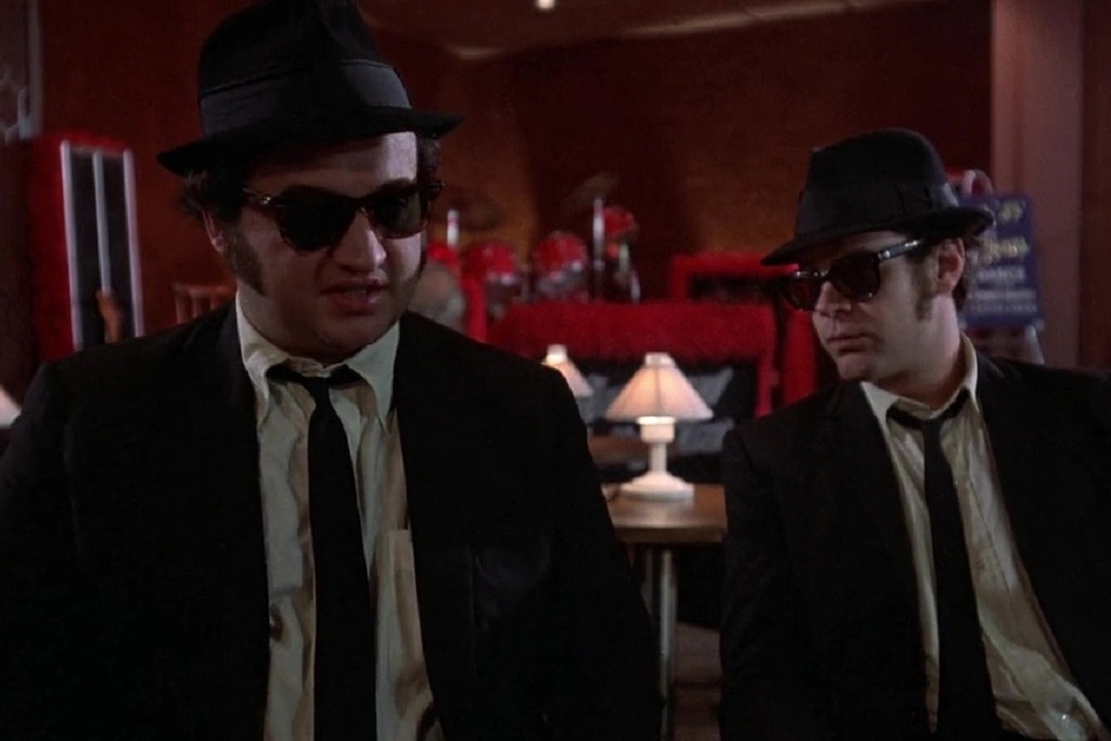 John Belushi e Dan Aykroyd in una scena del film The Blues Brothers