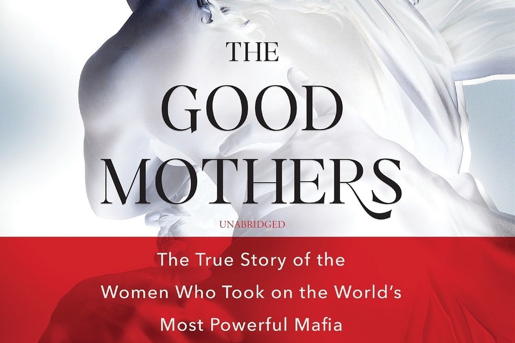 La copertina del libro The Good Mothers