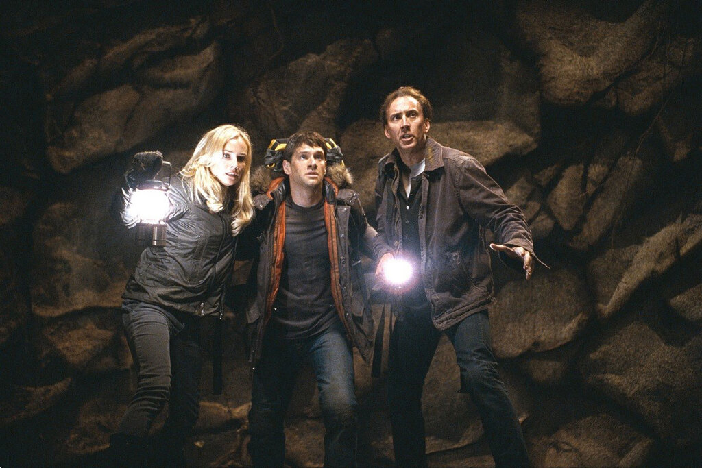 Diane Kruger, Justin Bartha e Nicolas Cage in una scena del film Il mistero delle pagine perdute