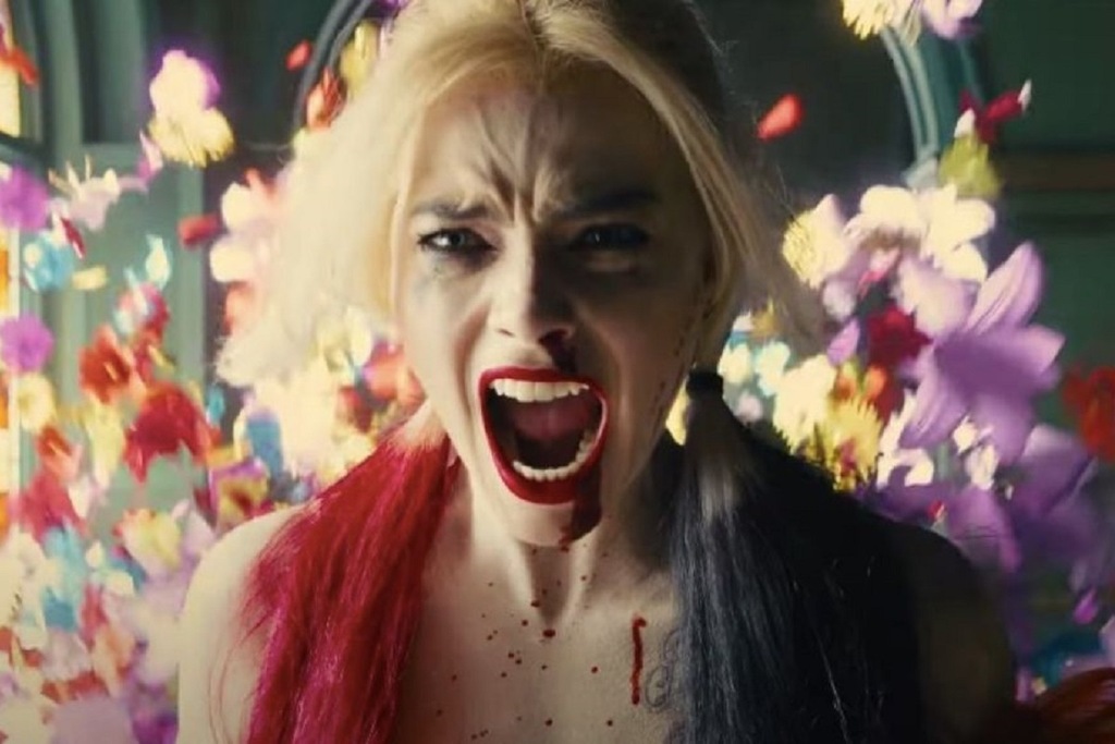 Margot Robbie in una scena del film The Suicide Squad - Missione suicida