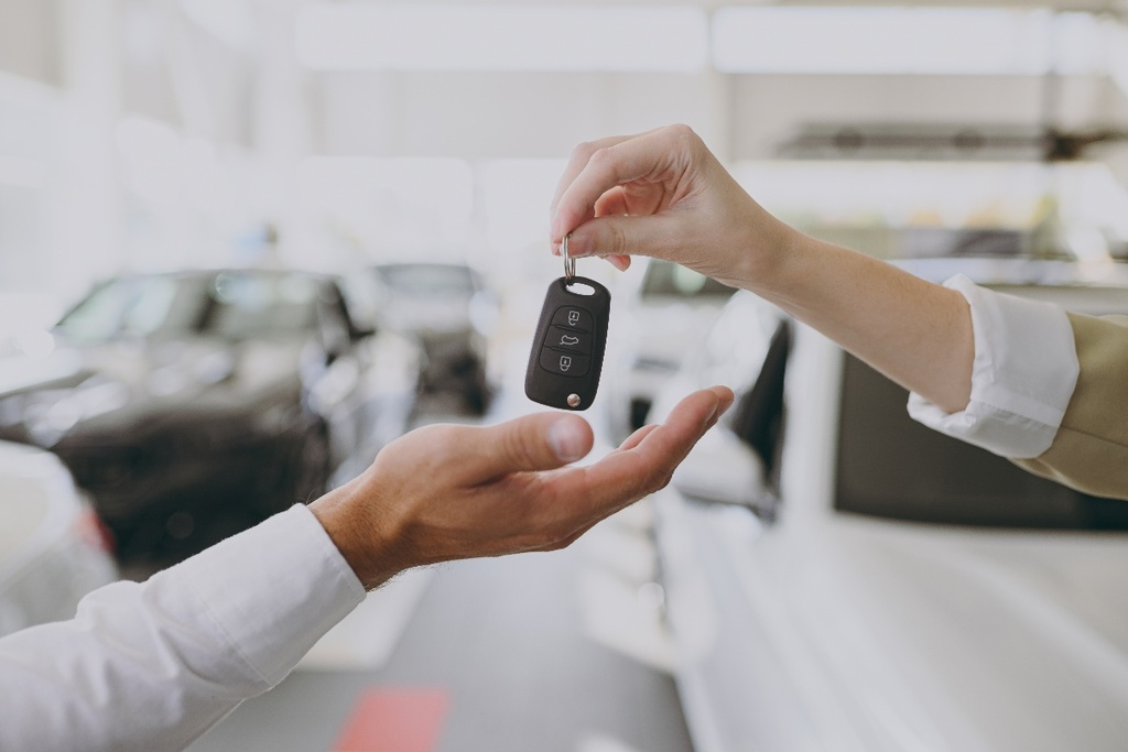 17508607537223-SH_acquisto_vendita_auto_chiavi.jpg