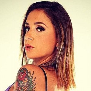 Una laurea in Scienze e la passione per la trasgressione. Scopri alcune curiosità su Malena