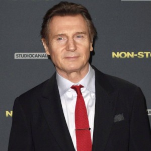 Lutto per Liam Neeson: l'attore perde la mamma il giorno prima del suo compleanno