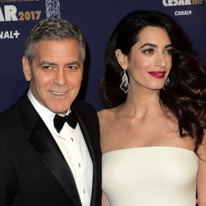 George Clooney striglia i tabloid: "Basta pubblicare foto dei bambini delle celebrità"