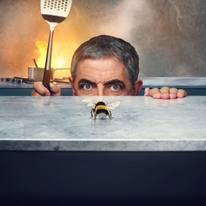 Man vs Bee, tutto sulla serie Netflix che riporta Rowan Atkinson sugli schermi